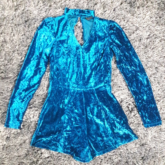 NWT Bebop Collar Long Sleeve Romper - Picture 2 of 4